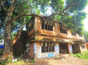 The unfinished house of Kurup.
