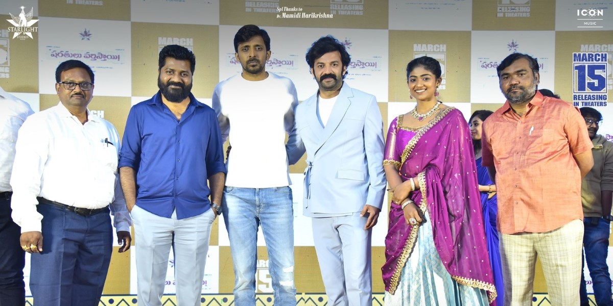 Director Venu Udugula and actor Priyadarshi with team Sharathulu Varthisthai at the pre-release event on 11 March
