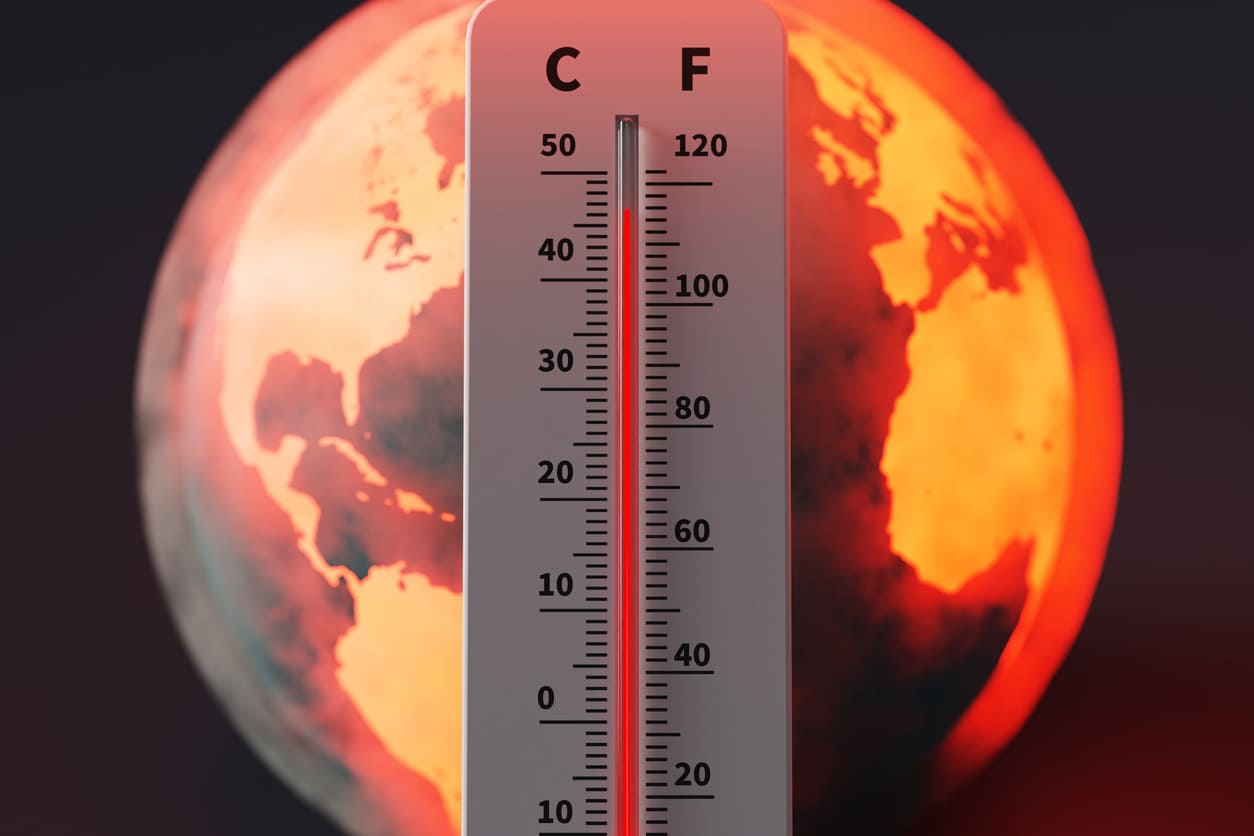 Since the beginning of April, temperatures of 40 to 42 degrees Celsius have been recorded in many parts of the country. (iStock)