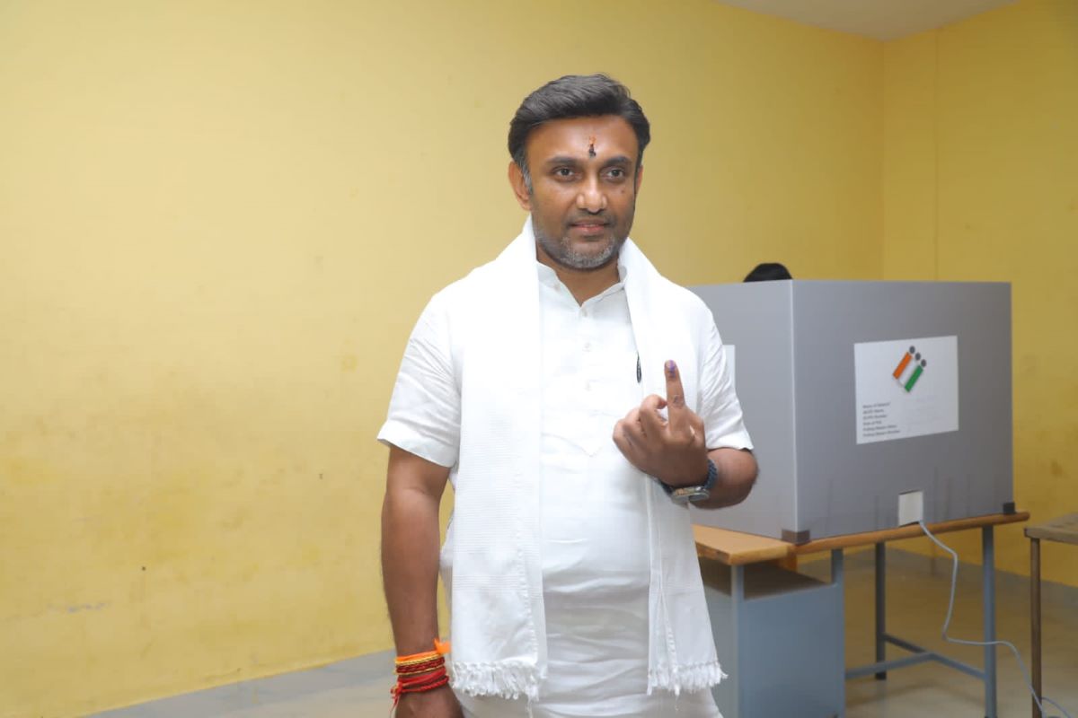 ₹4.8 cr seized in Chikkaballapura; BJP candidate K Sudhakar booked