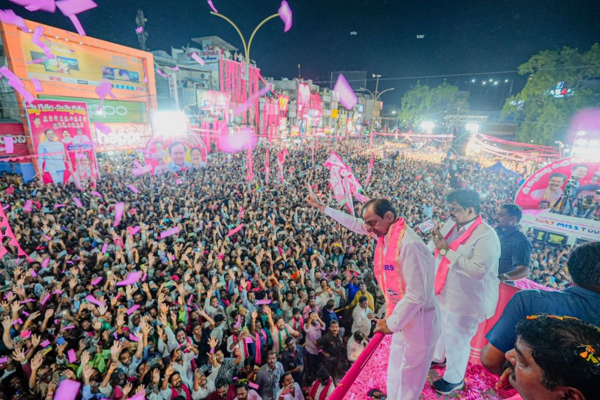 KCR during the bus yatra