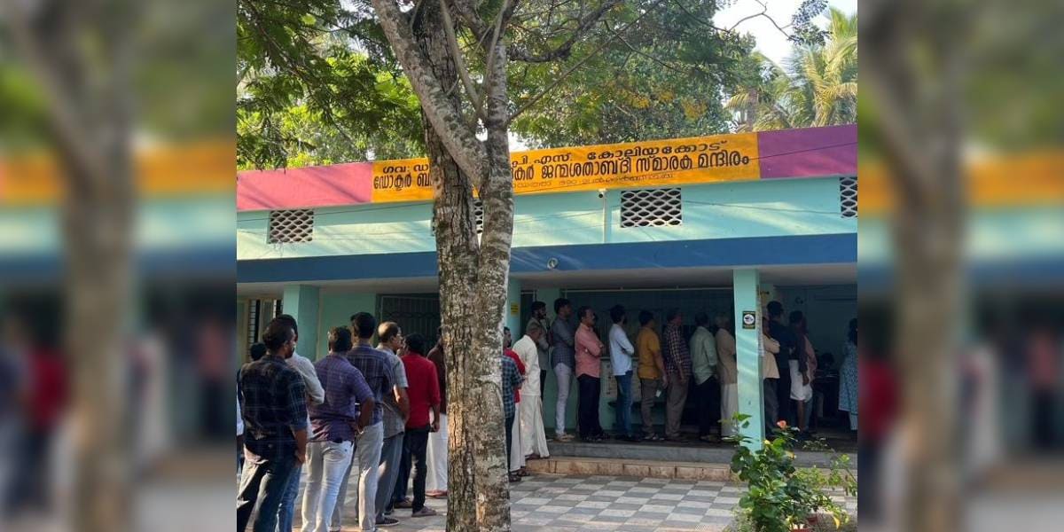 Voters queueing up at a polling at Koliyakode in the Thiruvananthapuram district on Friday. (X)