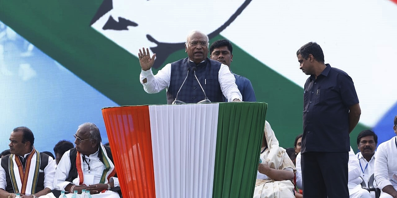 Modi Ki Guarantee about providing 2 crore jobs reverberates as a bad dream in the hearts and minds of our youth, Kharge said. (Supplied)