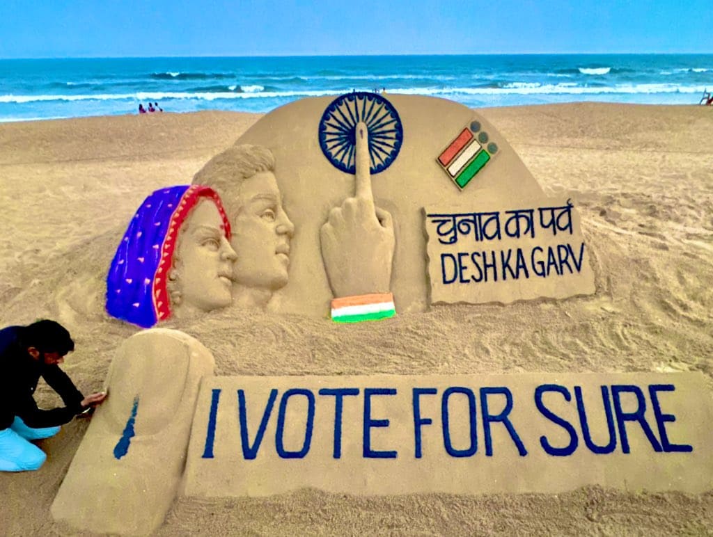 Sudarsan Pattnaik's sand art with the message 'Vote for Sure' on Puri beach. (X)