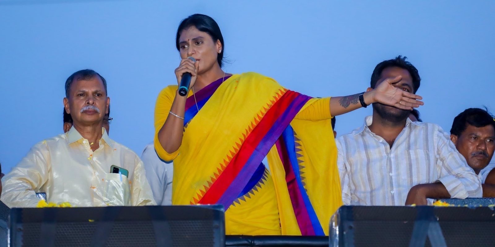 Chandrababu, Jagan stooges of BJP: Sharmila